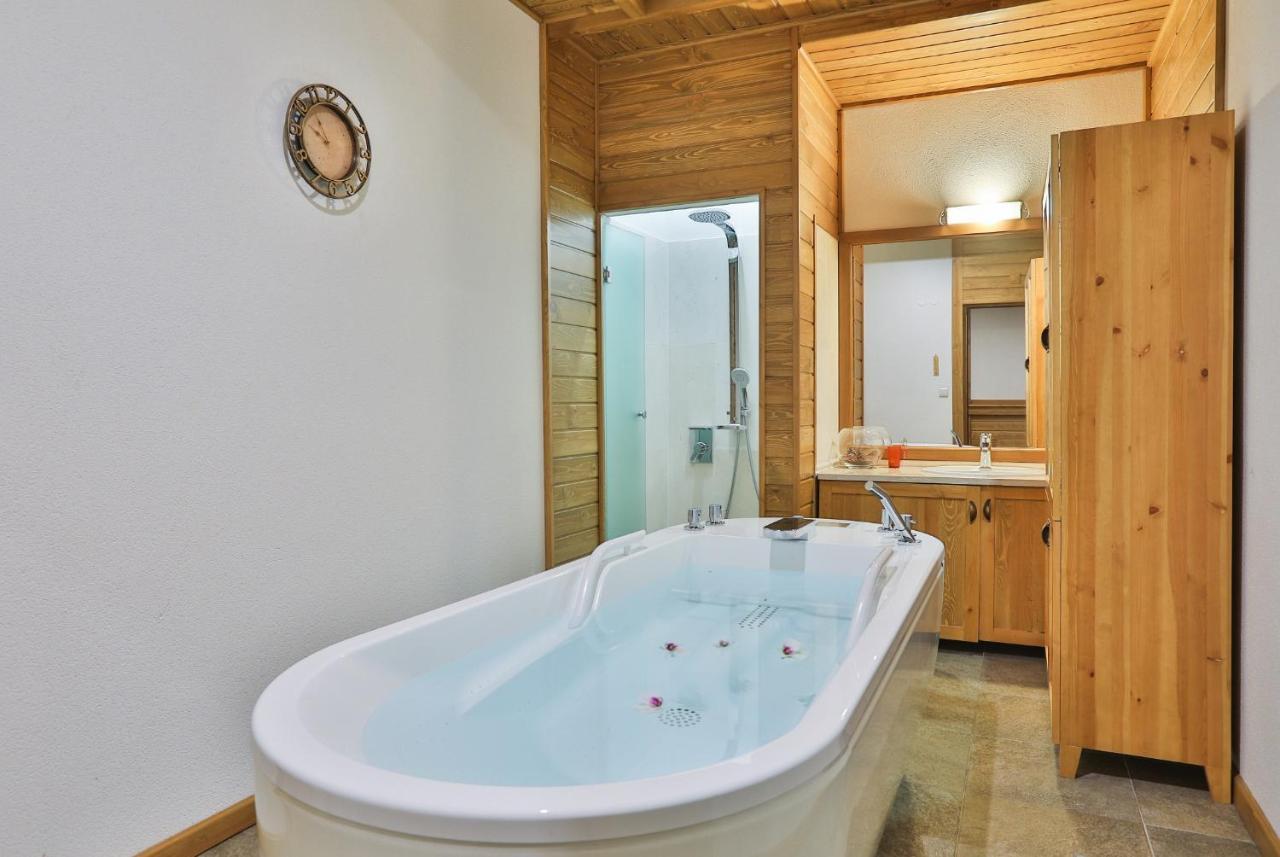 Luxury Pirin Golf & Country Club Chalet *