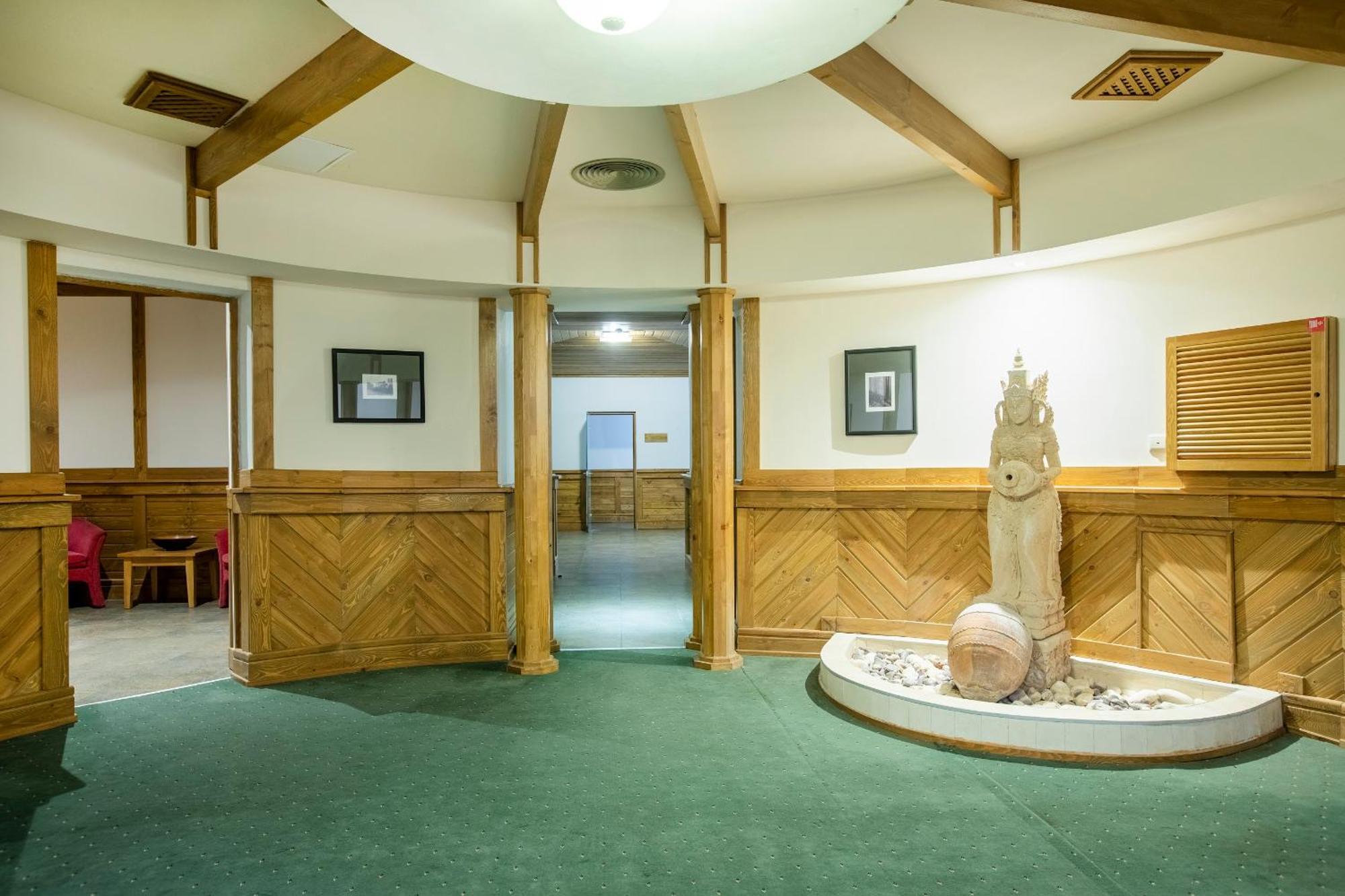 Luxury Pirin Golf & Country Club